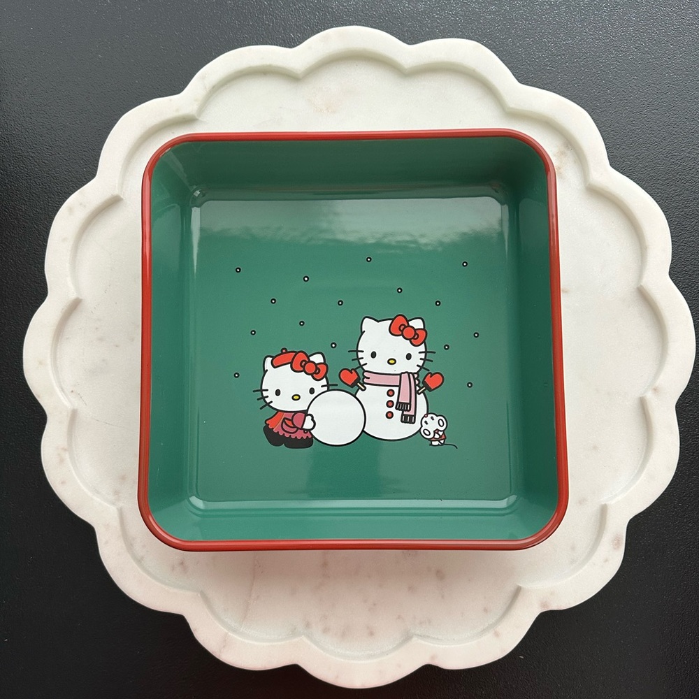 Hello Kitty Square Ceramic Green Snowman Bakeware